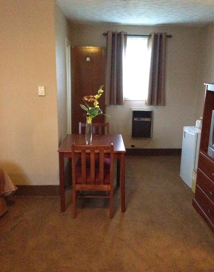 Majers Motel Stratford Habitación foto